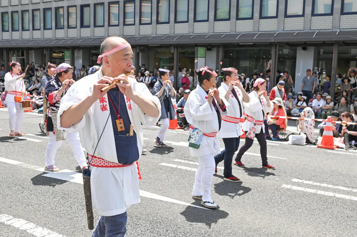 笛の演奏の様子